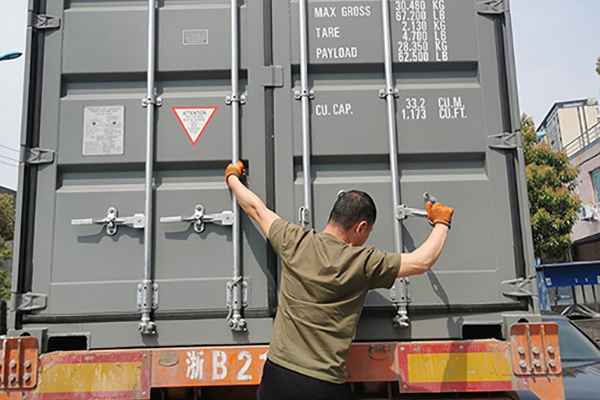 goods-depart-for-algeria